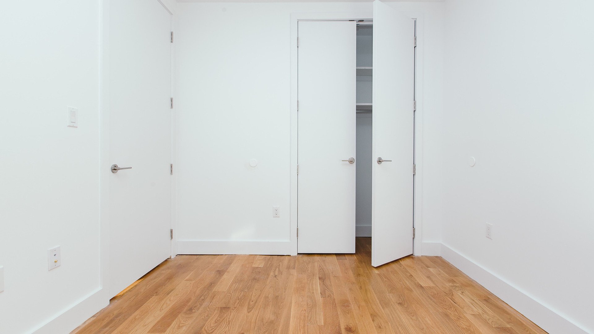 Building Photo - 876 Bergen St