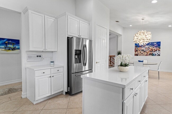 Building Photo - 6309 Graycliff Dr