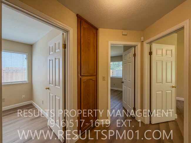 Building Photo - 112 Dyrell Way