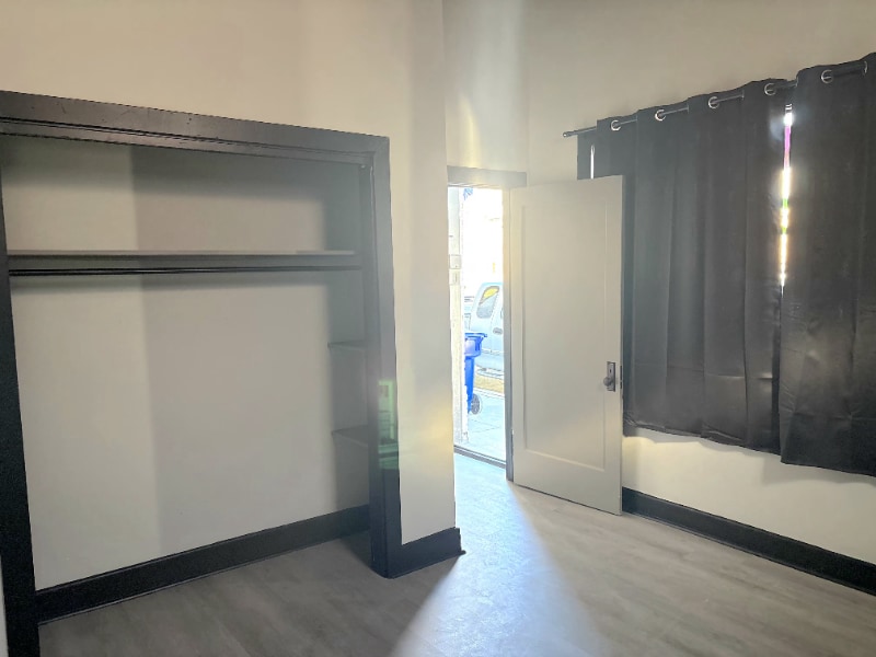 Building Photo - 404 St Philip St