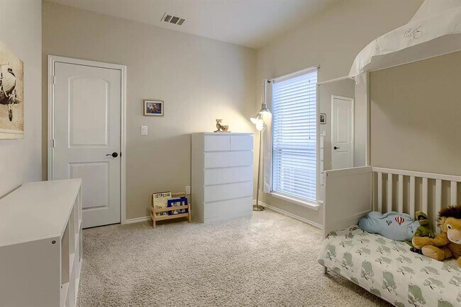 Building Photo - 6728 Llano Stage Trl