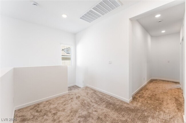 Building Photo - 2960 Gaffer Film St