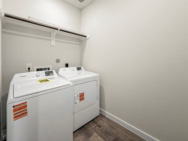 Building Photo - 11979 Wisteria Mdws Dr