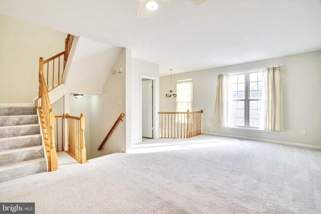 Building Photo - 7372 Ardglass Dr