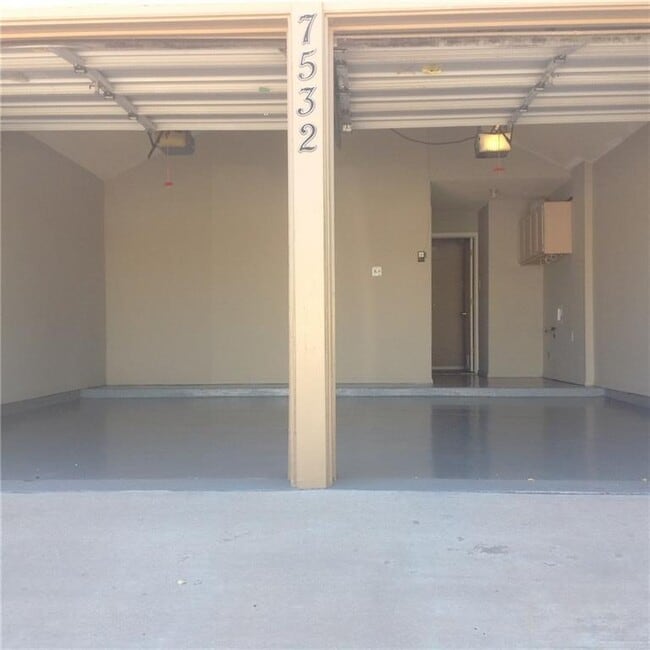 Building Photo - 7532 Le Conte Dr