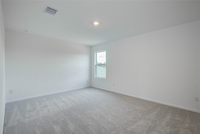 Building Photo - 19747 US-59