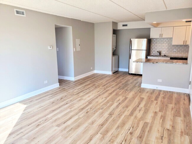 Building Photo - 8141 W 84th Pl