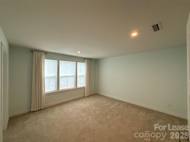 Building Photo - 14012 Sunnyhill Grove Rd