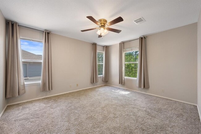 Building Photo - 1807 Lion-Heart Dr