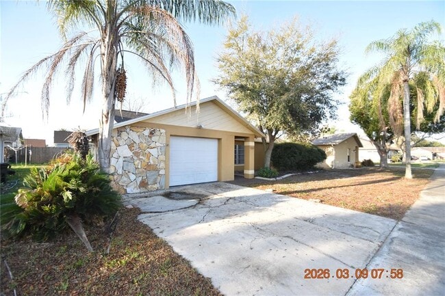 Building Photo - 7338 Foxbloom Dr