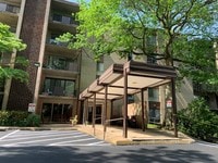 Building Photo - 511 1st St N