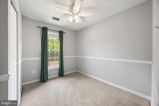 Building Photo - 2716 Mapleview Ct