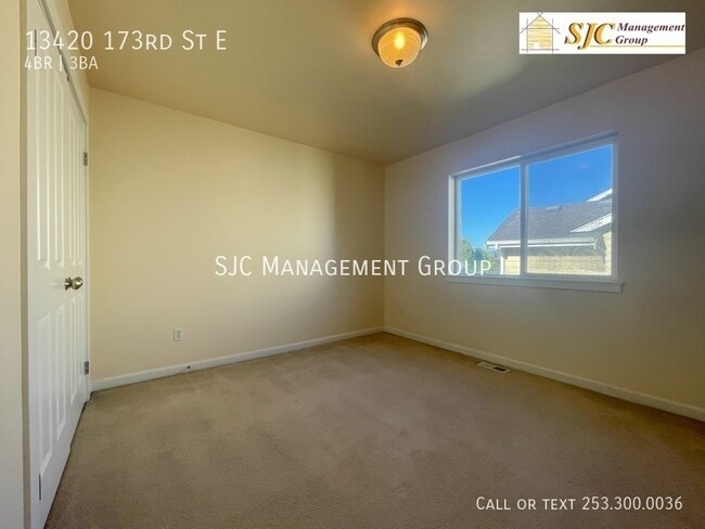 Building Photo - 13420 173rd St E