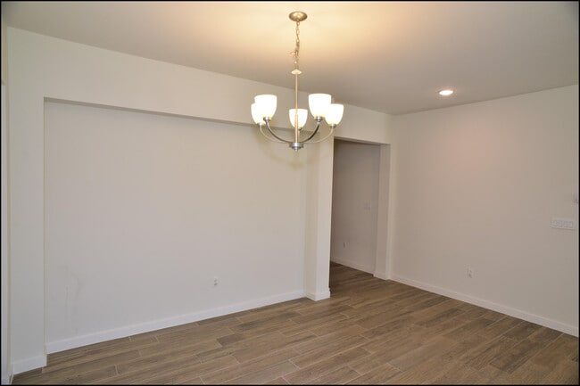 Building Photo - 3545 Essence St