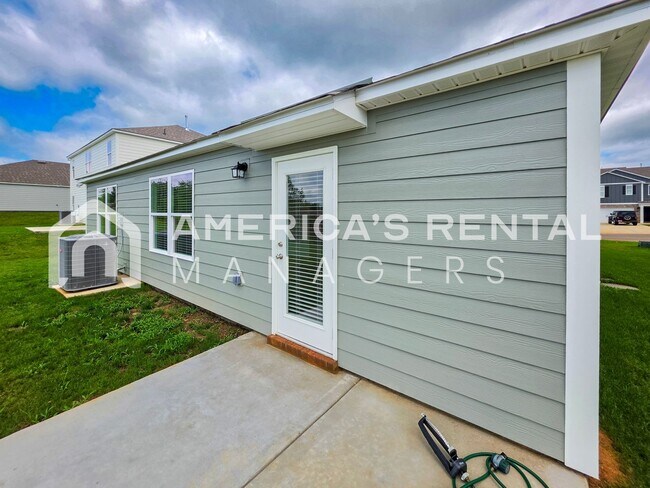 Building Photo - New Construction for Rent in Tuscaloosa, AL! DEPOSIT PENDING!