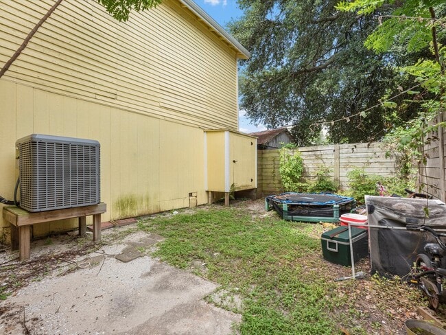 Building Photo - 1811 39th St