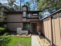 Building Photo - 2478 Forest Way