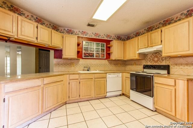 Building Photo - 9707 ALISA BROOKE