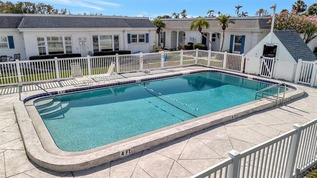 Building Photo - 9819 Hernando Ct