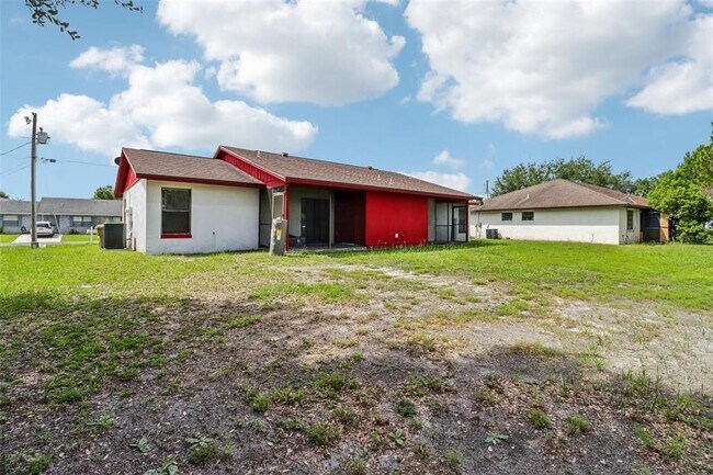 Building Photo - 384 Cocoa Ct