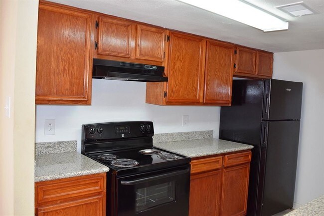 Building Photo - 14814 Perthshire Rd