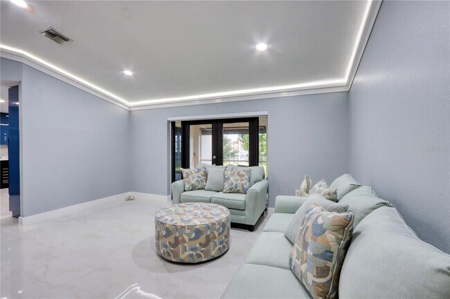 Building Photo - 2500 Rio Lisbo Ct