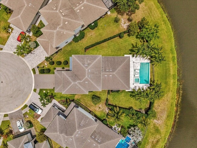 Building Photo - 3029 Bellflower Cir