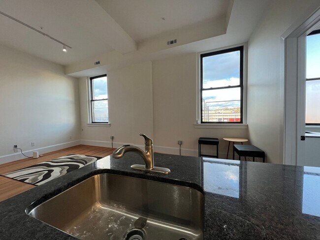 Building Photo - 301 Campbell Avenue- Downtown-Live, Work, ...