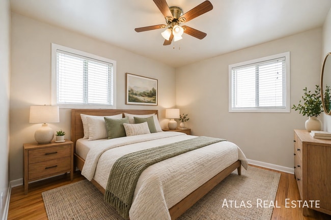 Building Photo - 4505 E Yale Ave