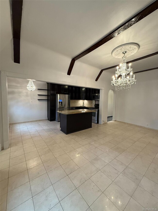 Building Photo - 54-40 80th St