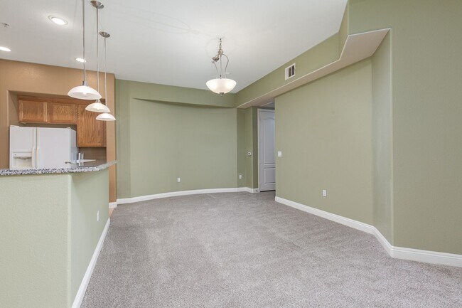 Building Photo - 50 E Serene Ave