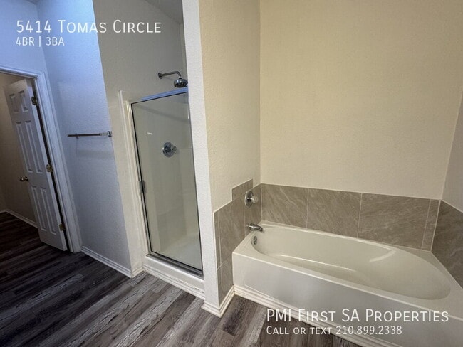 Building Photo - 5414 Tomas Cir.
