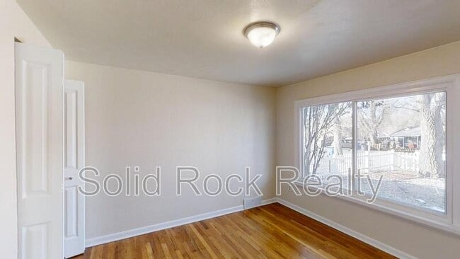 Building Photo - 2437 E St Vrain St