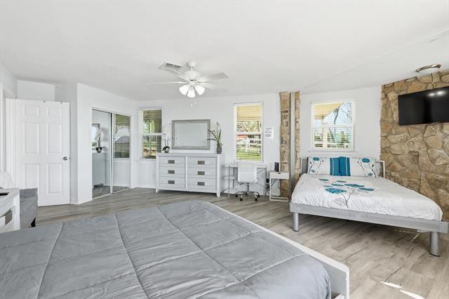 Building Photo - 732 Blue Fathom Dr