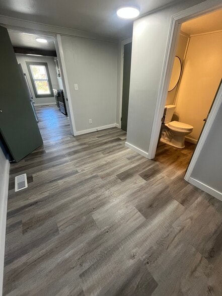 Building Photo - 2045 Dave Buck Rd