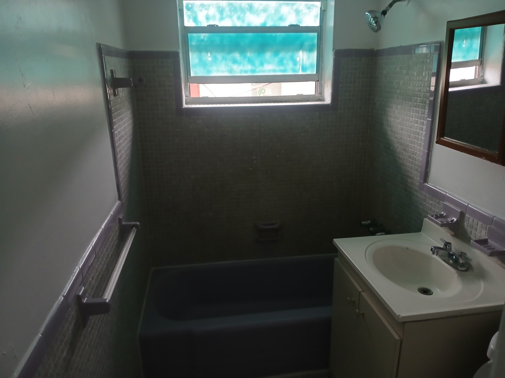 Building Photo - 7640 Pembroke Rd