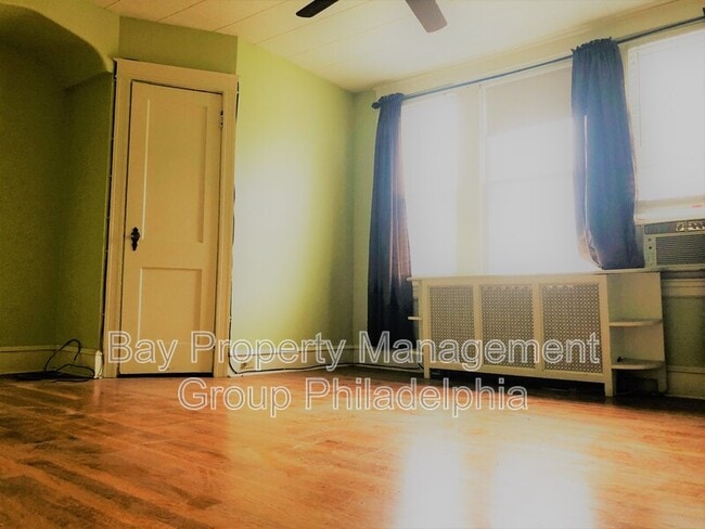 Building Photo - 618 Gerhard St