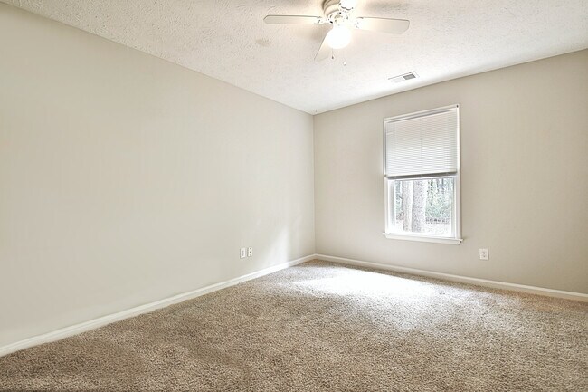 Second bedroom - 20 Homeport Dr