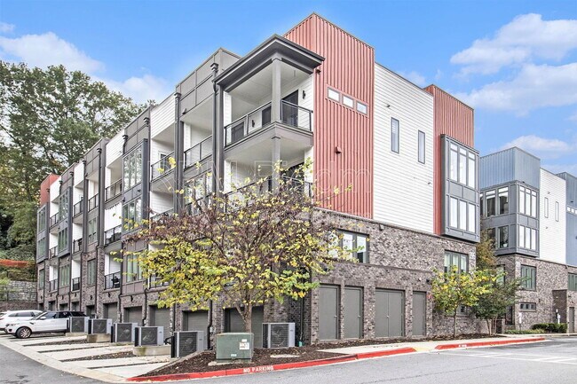 Building Photo - 395 Pratt Dr SE