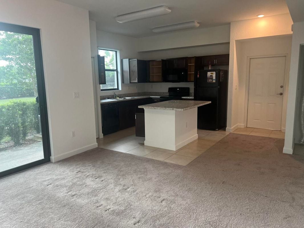 Building Photo - 9052 Gulf Run Way