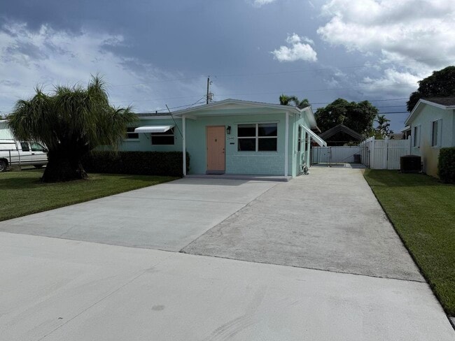 Building Photo - 2640 Bridgeman Rd