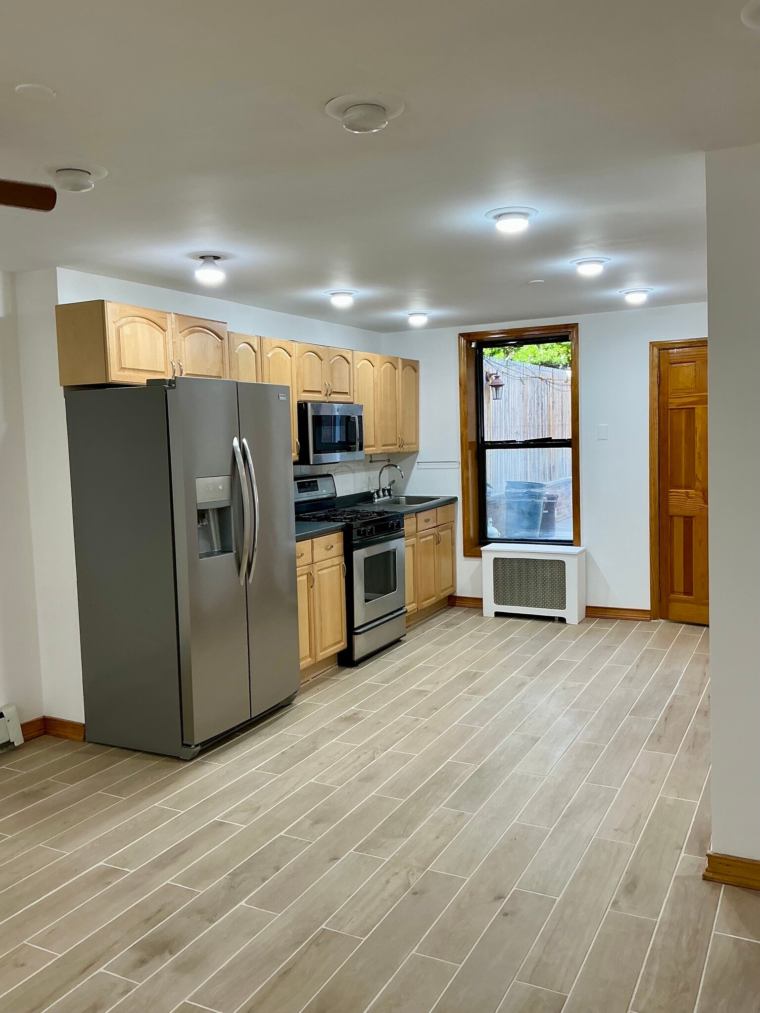 Kitchen - 541 47th St