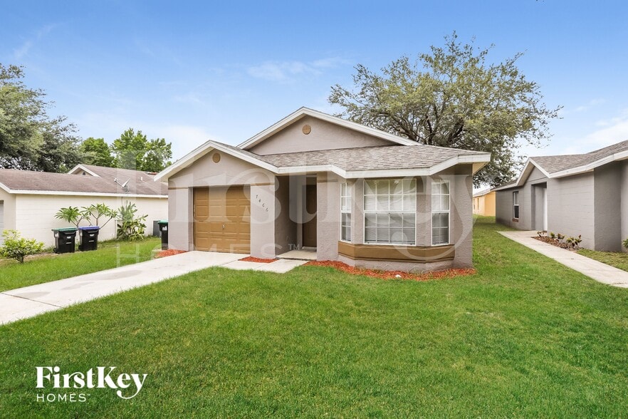 Building Photo - 7466 Groveoak Dr