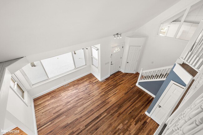 Building Photo - 7618 Sylvan St