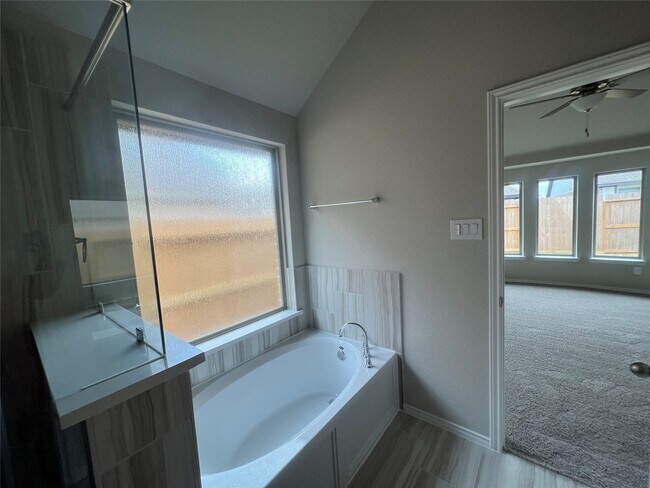 Building Photo - 10818 Cassiopeia Creek Cir