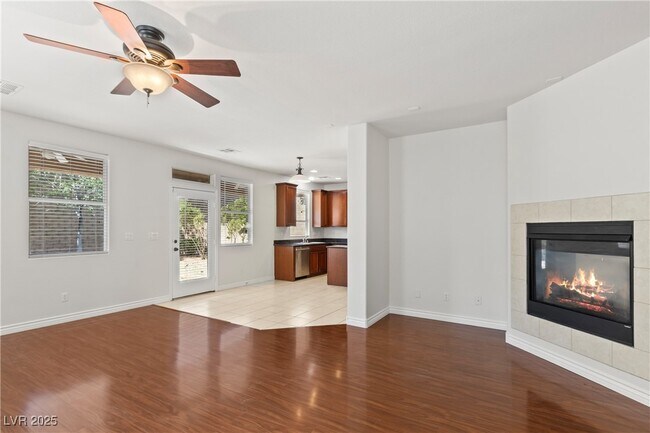 Building Photo - 2831 Dunnottar Ave