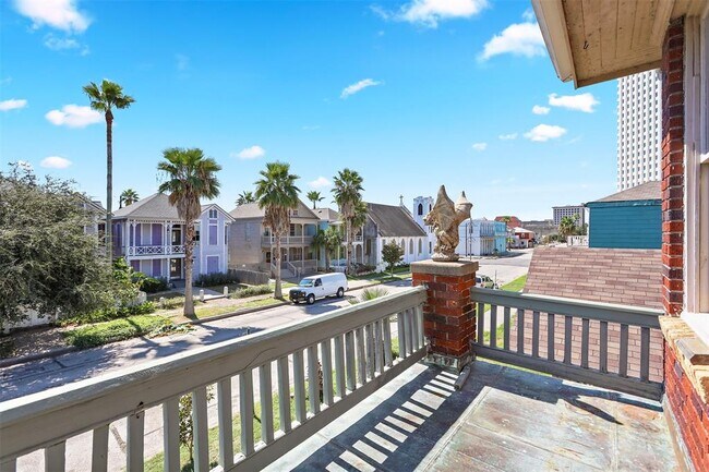 Building Photo - 1712 Market St