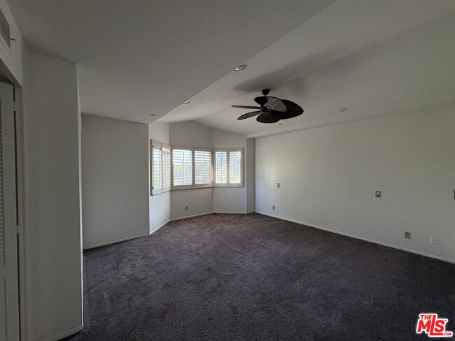 Building Photo - 24715 Cll Largo