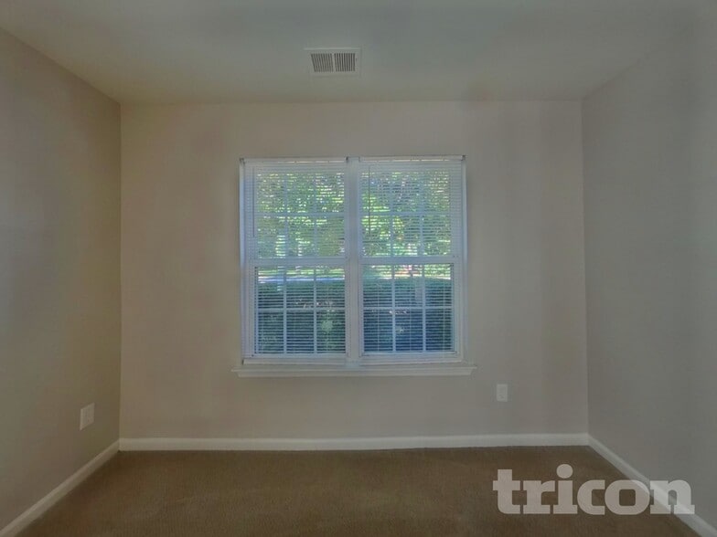 Building Photo - 5506 Linda Vista Ln