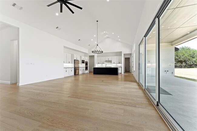 Building Photo - 704 Prairie Clover Dr